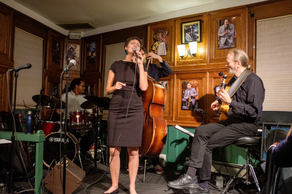 Lanah singing at Mr. Henry's 2022